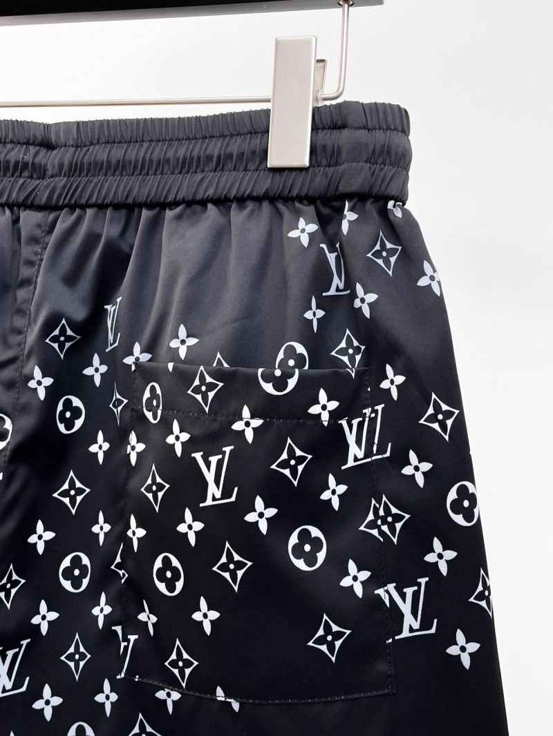 Louis Vuitton Short Pants Compact 136384
