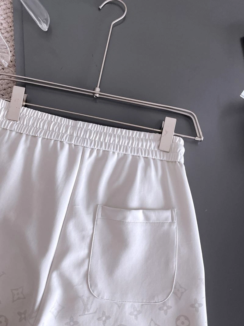 Louis Vuitton Short Pants Functional 136403