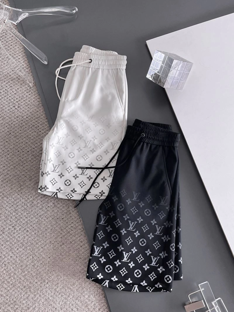 Louis Vuitton Short Pants WeatherProof 136385