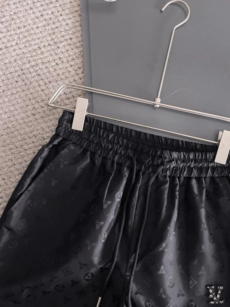 Attractive Louis Vuitton Short Pants 136397