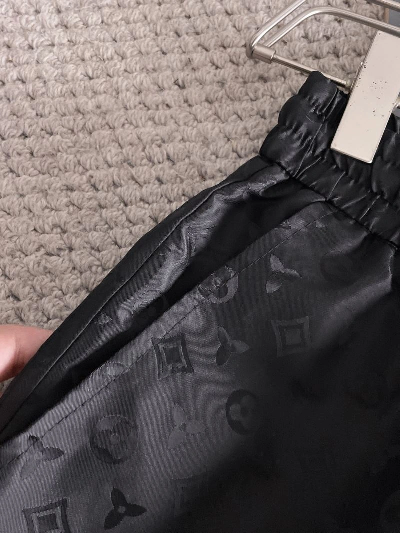 Attractive Louis Vuitton Short Pants 136397