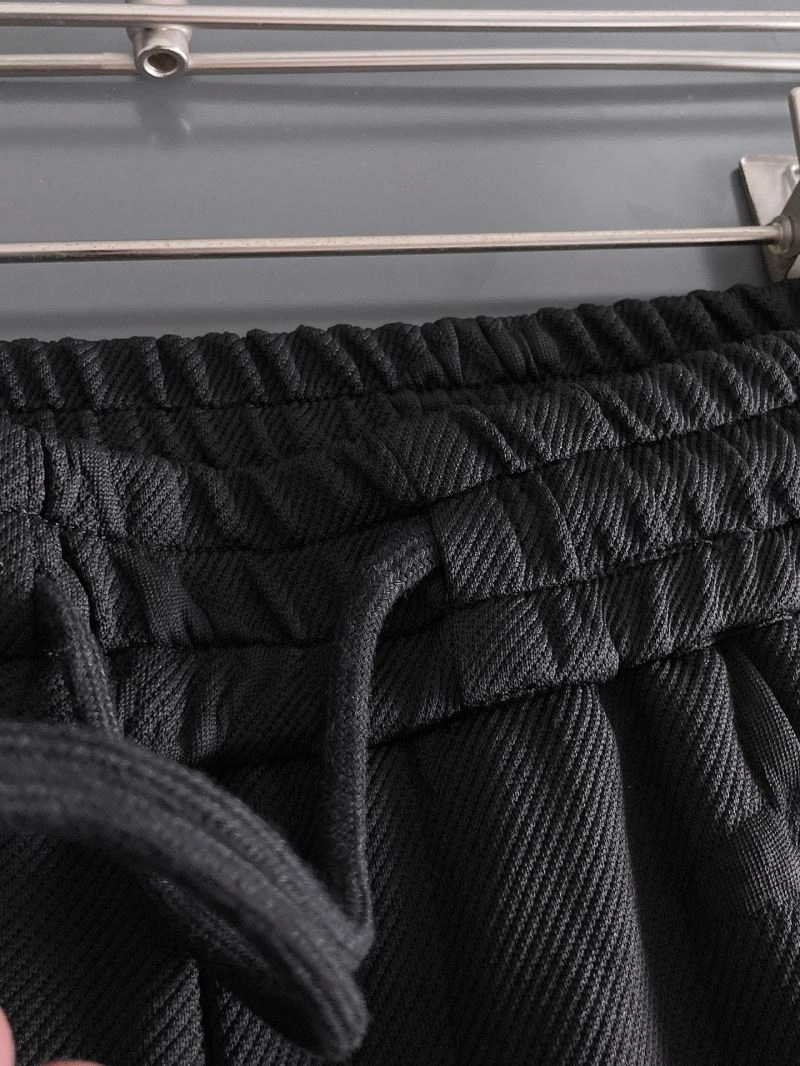 Reliable Louis Vuitton Short Pants 136378