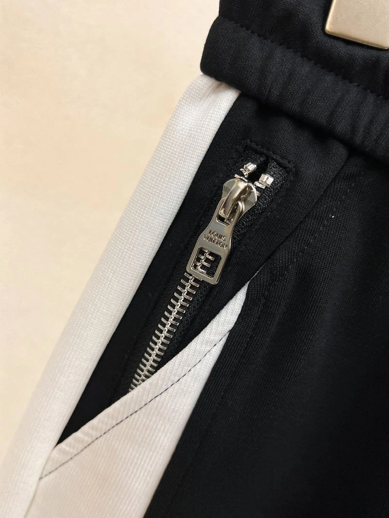 Youthful Louis Vuitton Short Pants 136375
