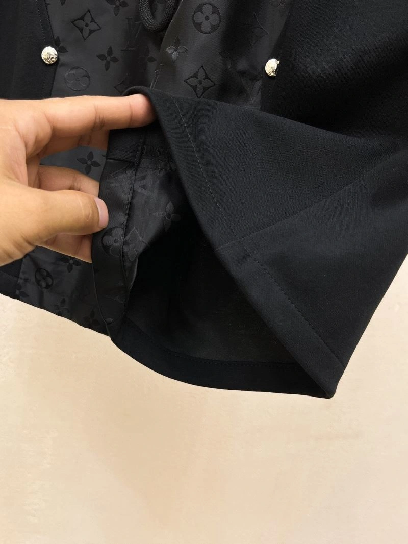 Louis Vuitton Short Pants Stylish 136372