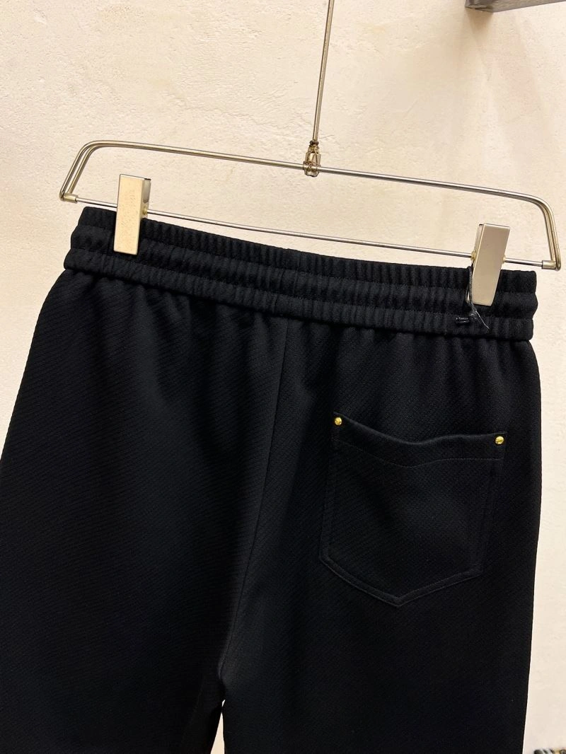 Louis Vuitton Short Pants ZipUp 136370