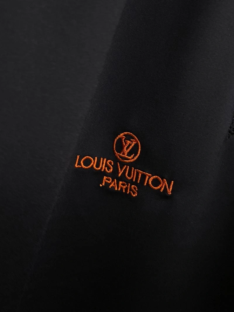 Casual Louis Vuitton Short Pants 136365