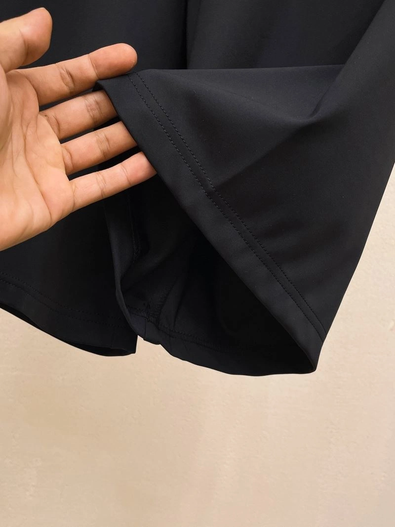Casual Louis Vuitton Short Pants 136365