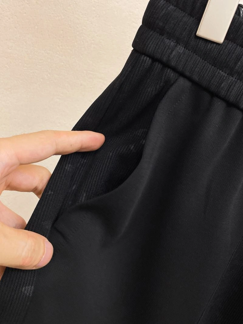 Sophisticated Louis Vuitton Short Pants 136349