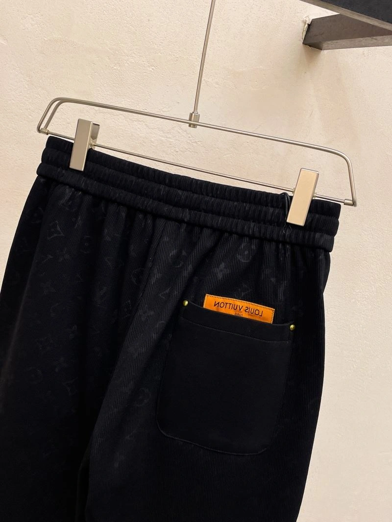 Sophisticated Louis Vuitton Short Pants 136349