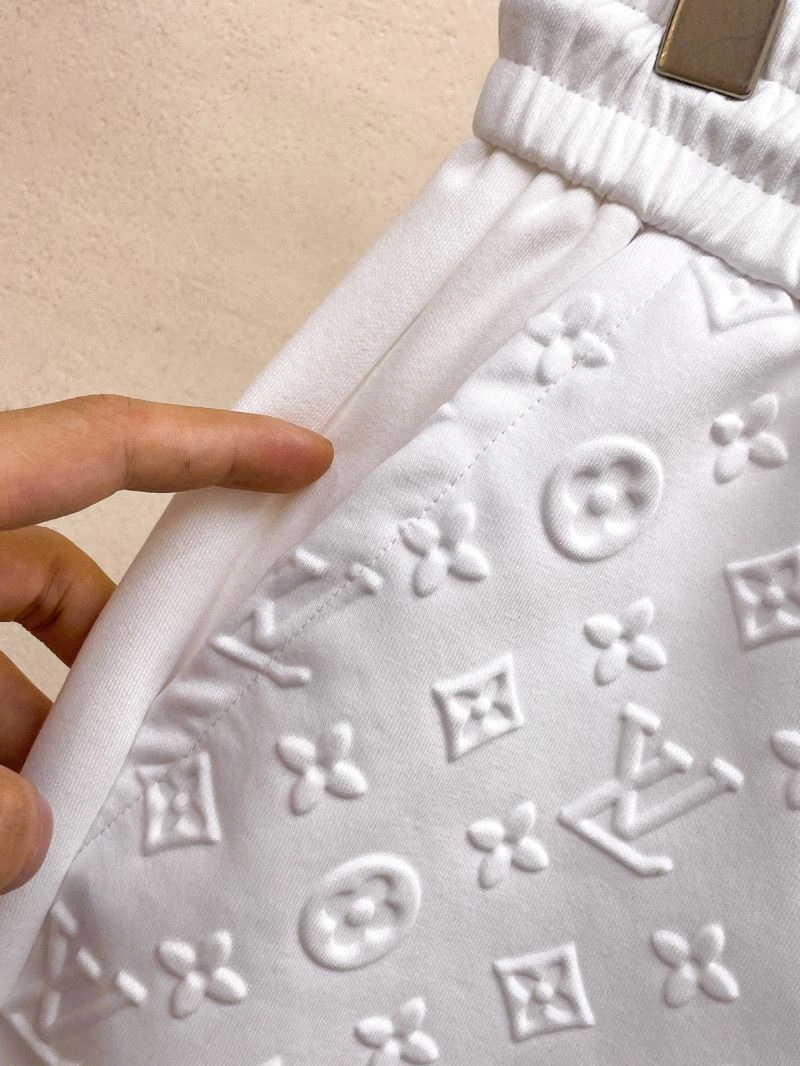 SmoothTexture Louis Vuitton Short Pants 136346