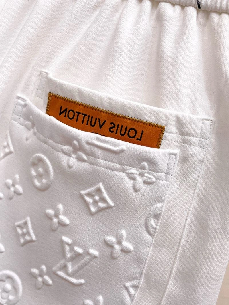SmoothTexture Louis Vuitton Short Pants 136346