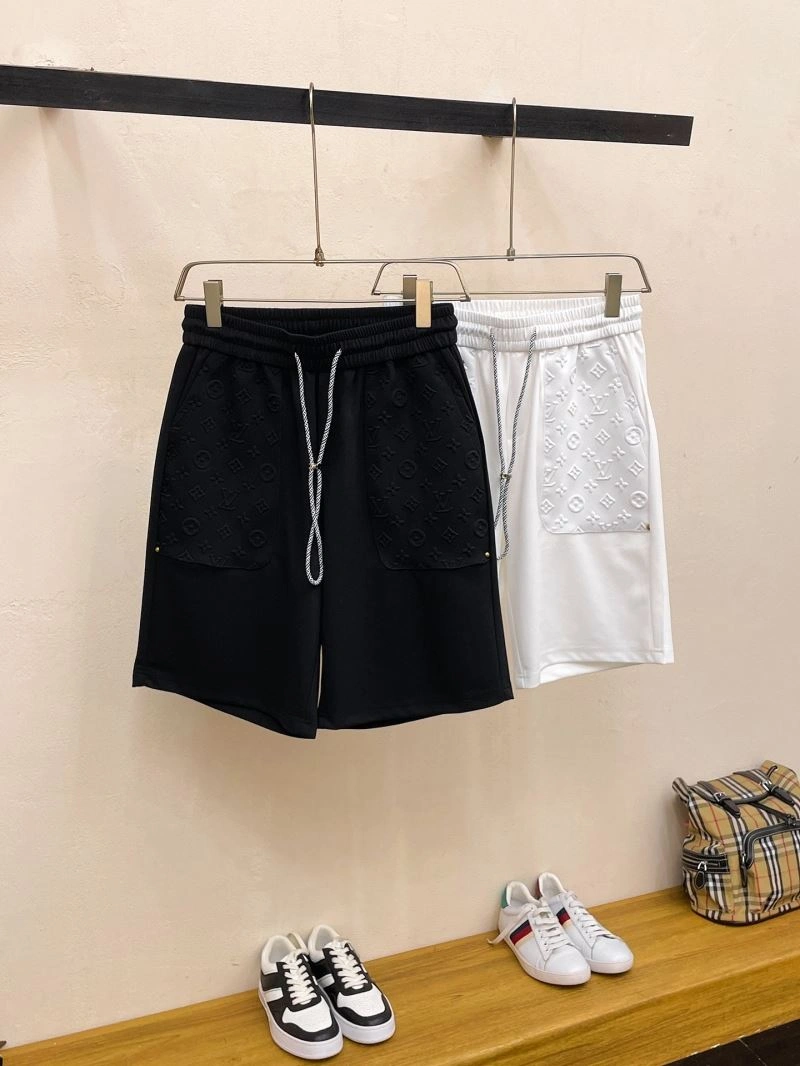 Trendsetting Louis Vuitton Short Pants 136351