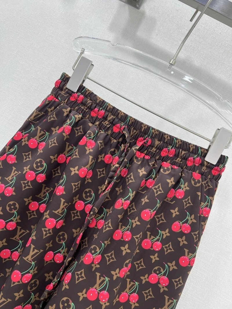 Attractive Louis Vuitton Short Pants 131043