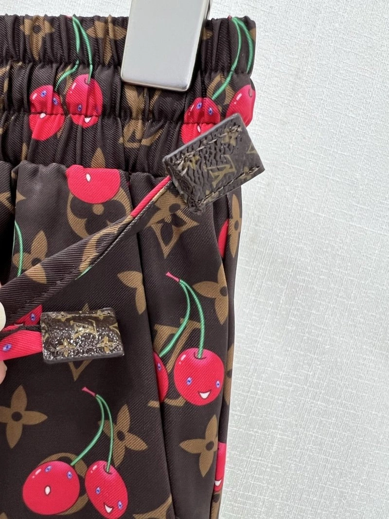 Attractive Louis Vuitton Short Pants 131043