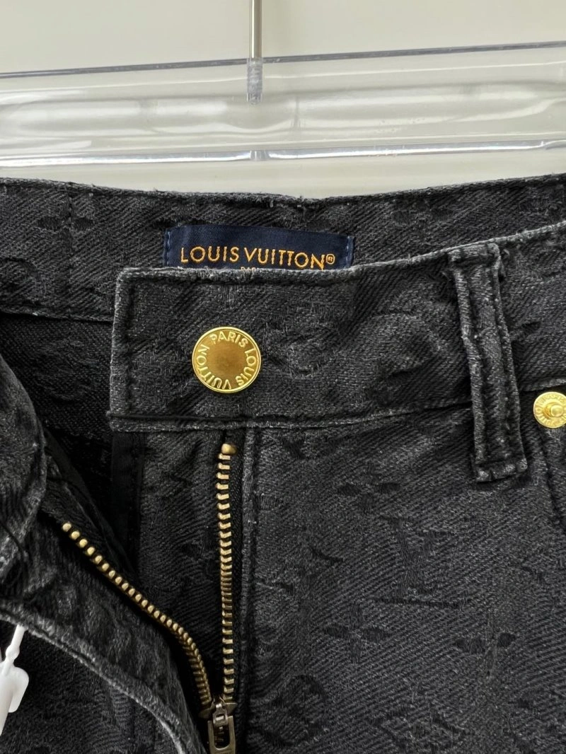 Louis Vuitton Short Pants FreshLook 131038