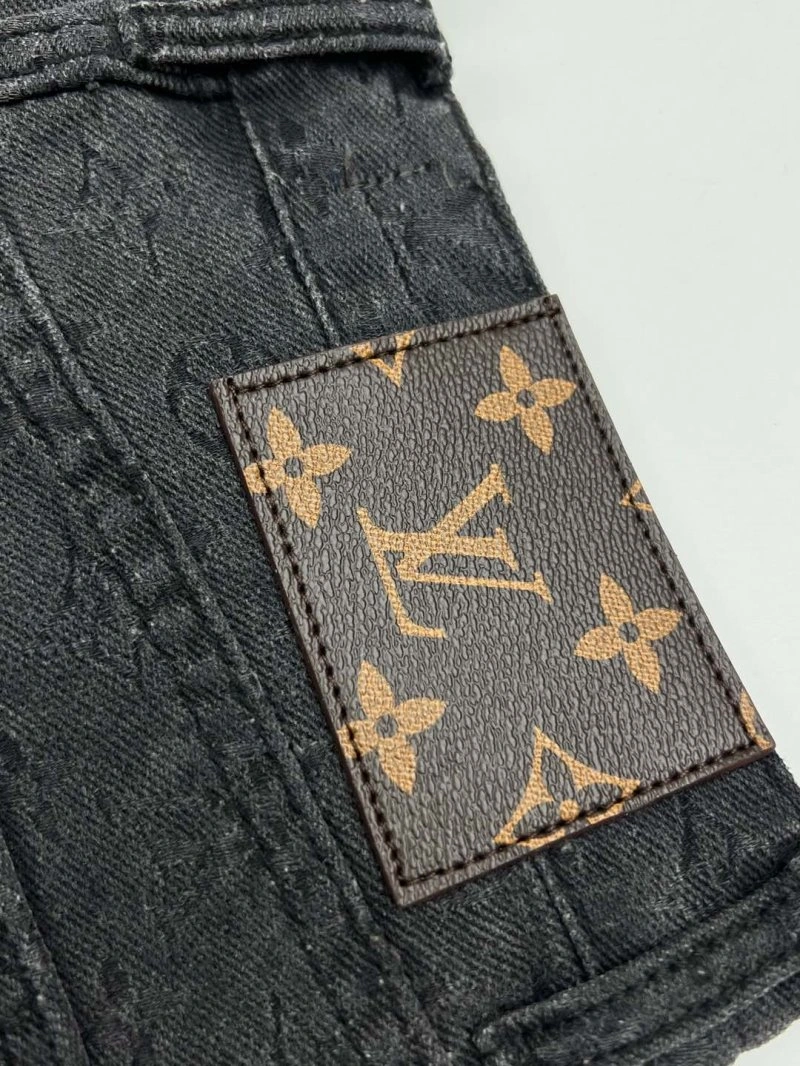 Louis Vuitton Short Pants FreshLook 131038