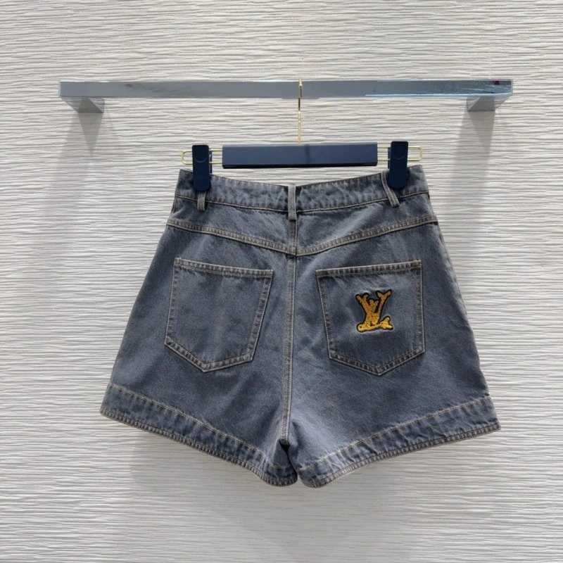Louis Vuitton Short Pants WellDesigned 131053