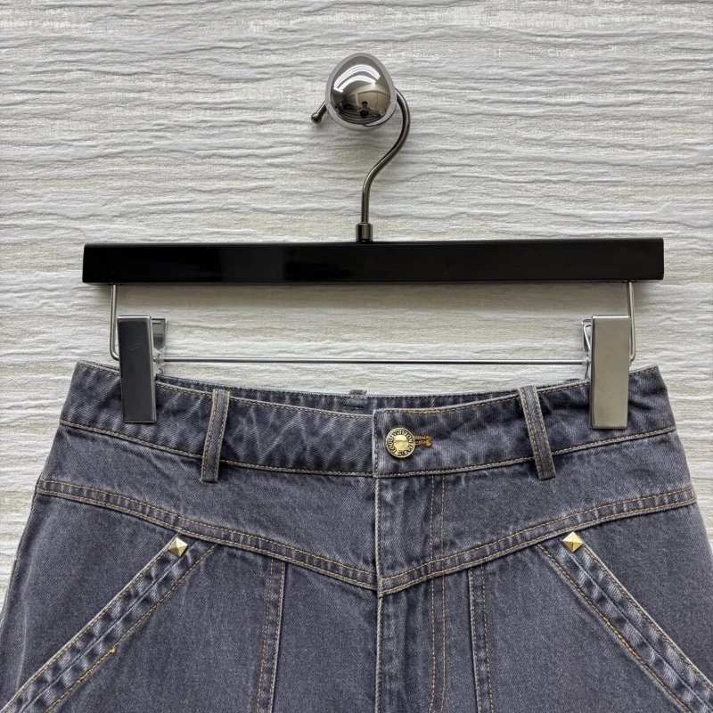 HighQuality Louis Vuitton Short Pants 131032
