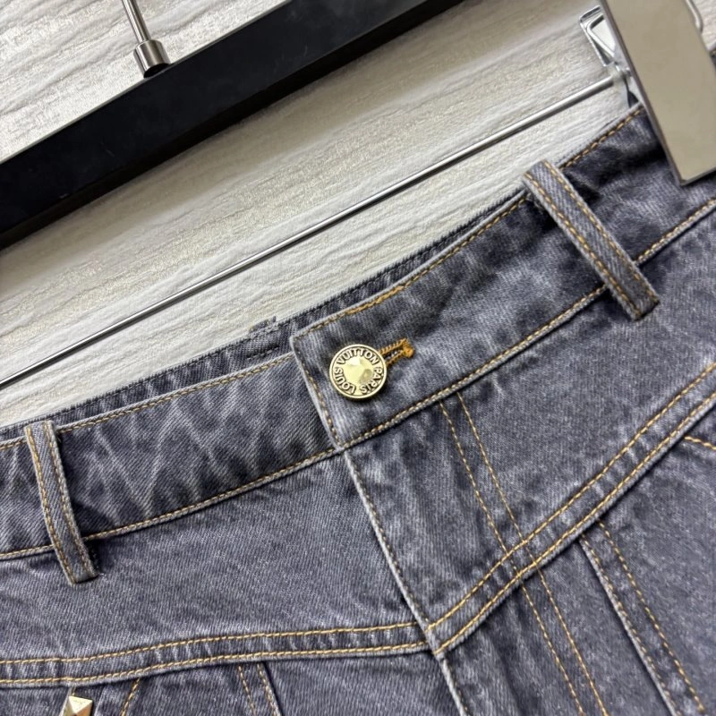 HighQuality Louis Vuitton Short Pants 131032