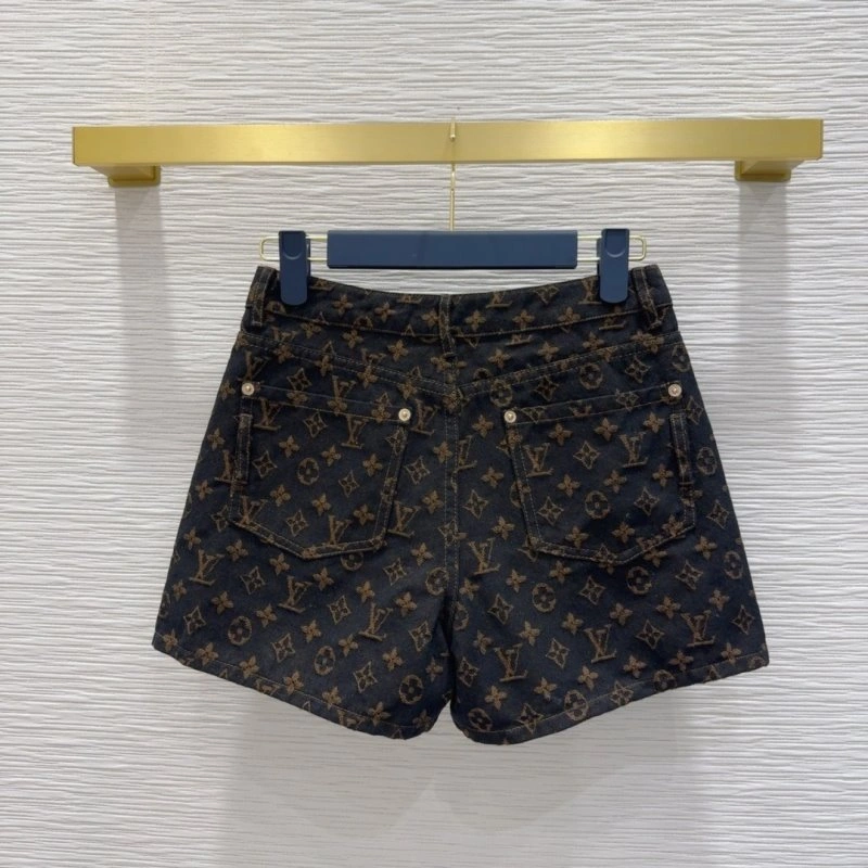 Breathable Louis Vuitton Short Pants 131040