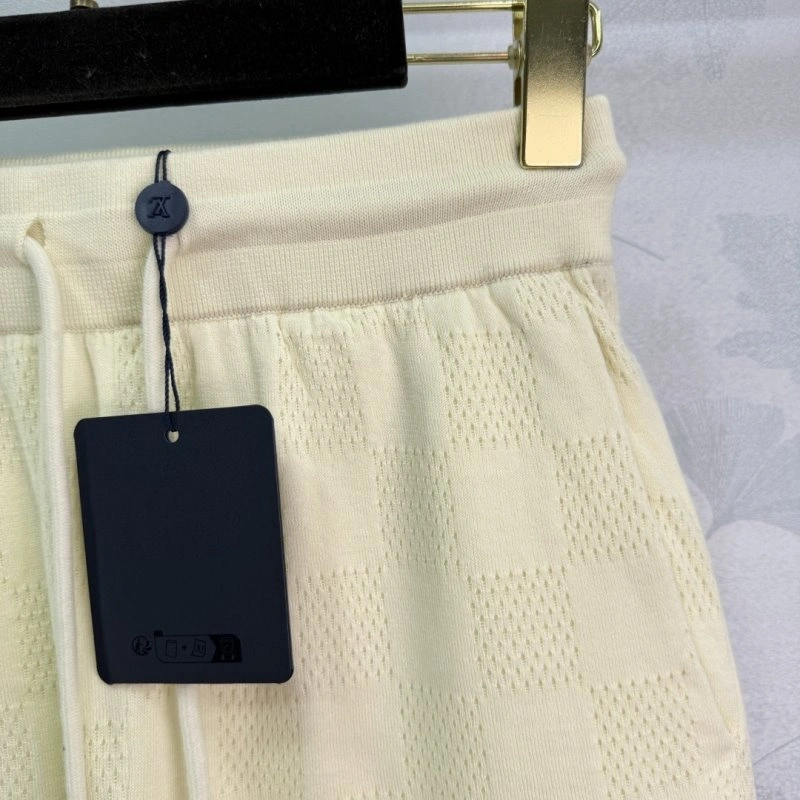 Stylish Louis Vuitton Short Pants 131027