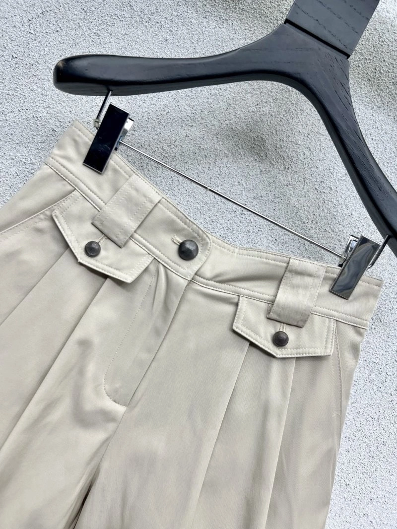 Flexible Louis Vuitton Short Pants 131719