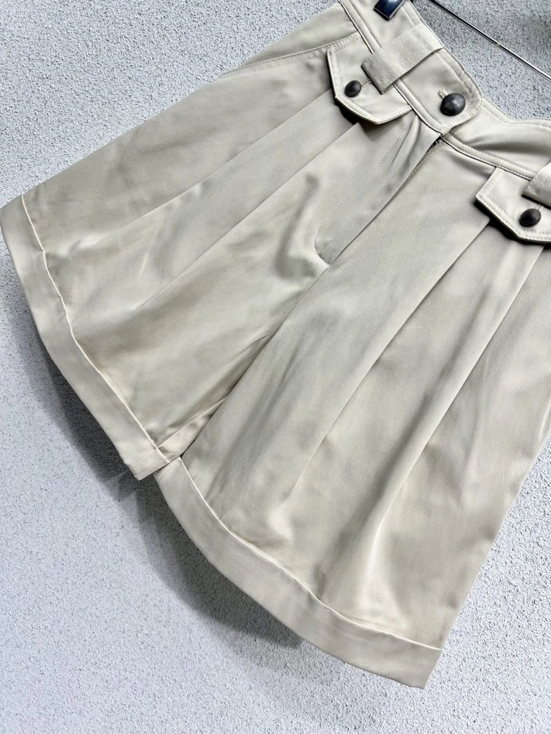 Flexible Louis Vuitton Short Pants 131719