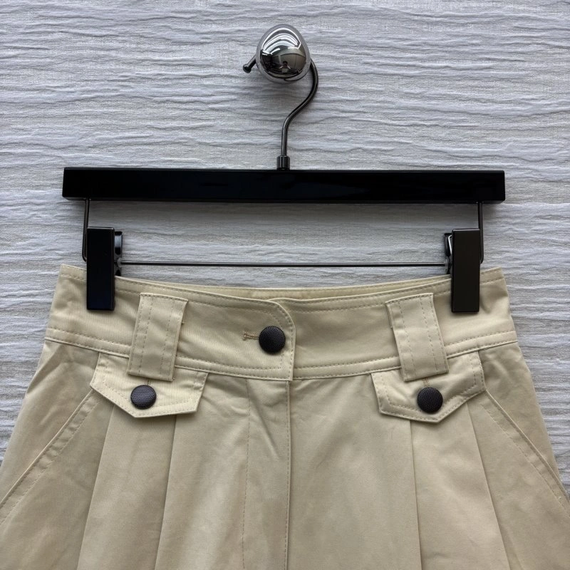 Compact Louis Vuitton Short Pants 131717