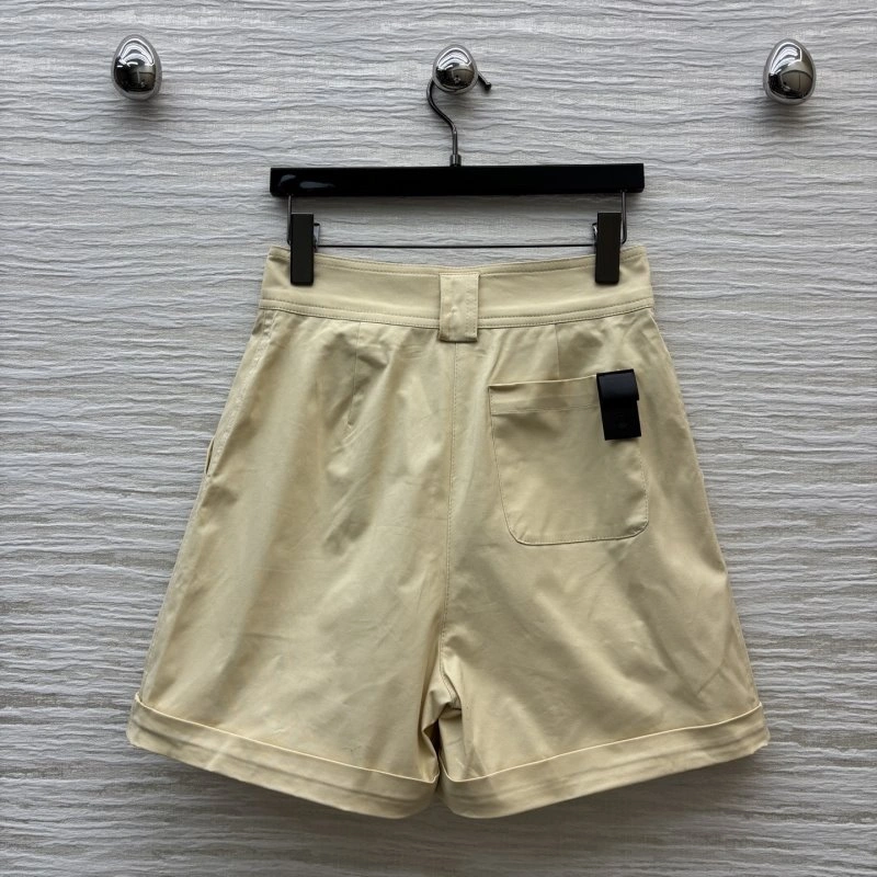 Compact Louis Vuitton Short Pants 131717