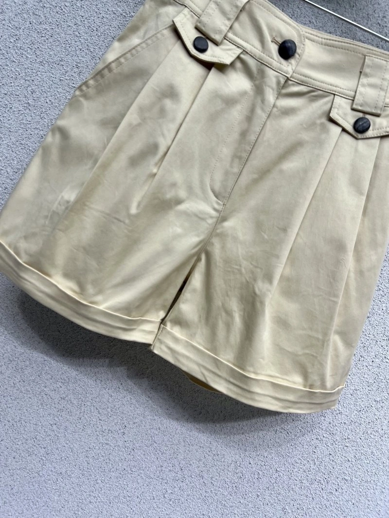 Louis Vuitton Short Pants FashionForward 131691