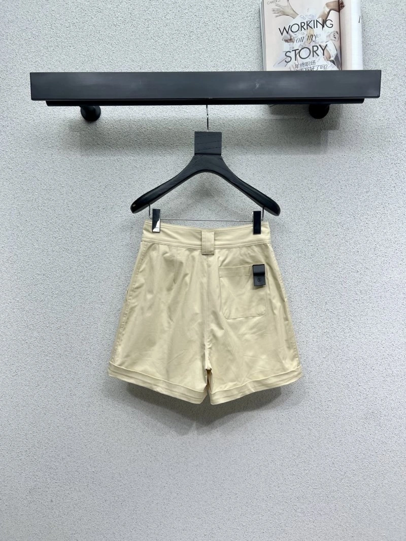 Louis Vuitton Short Pants FashionForward 131691