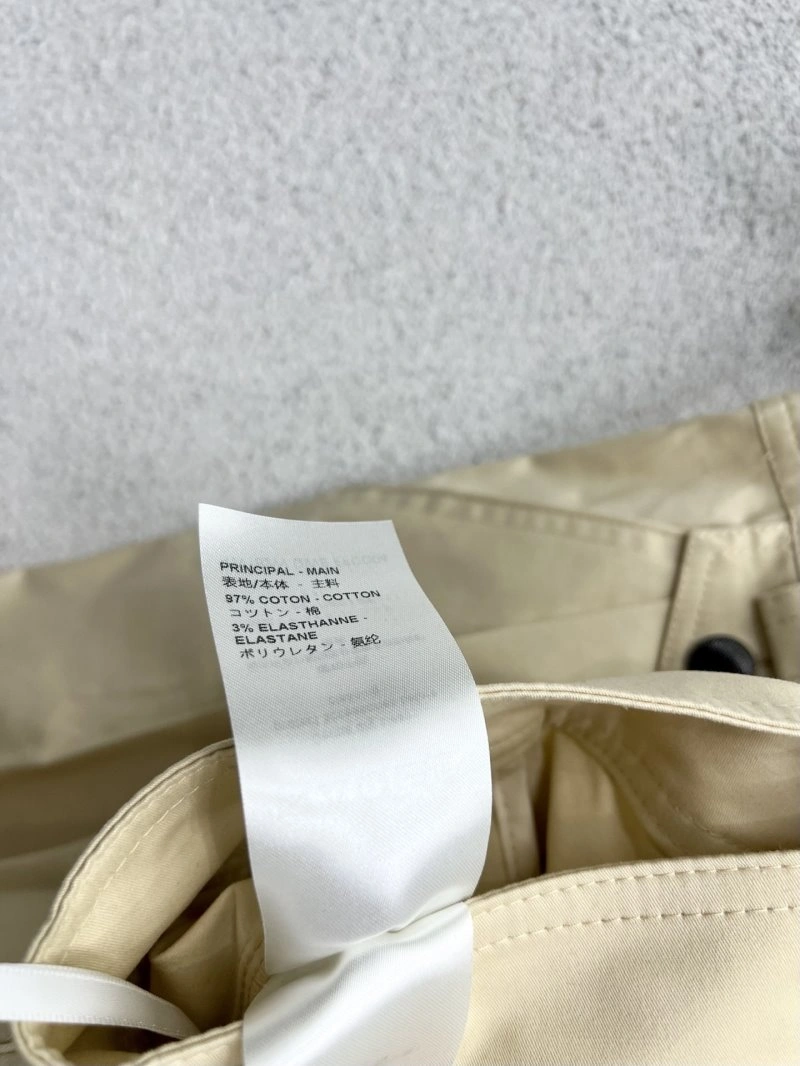 Louis Vuitton Short Pants FashionForward 131691