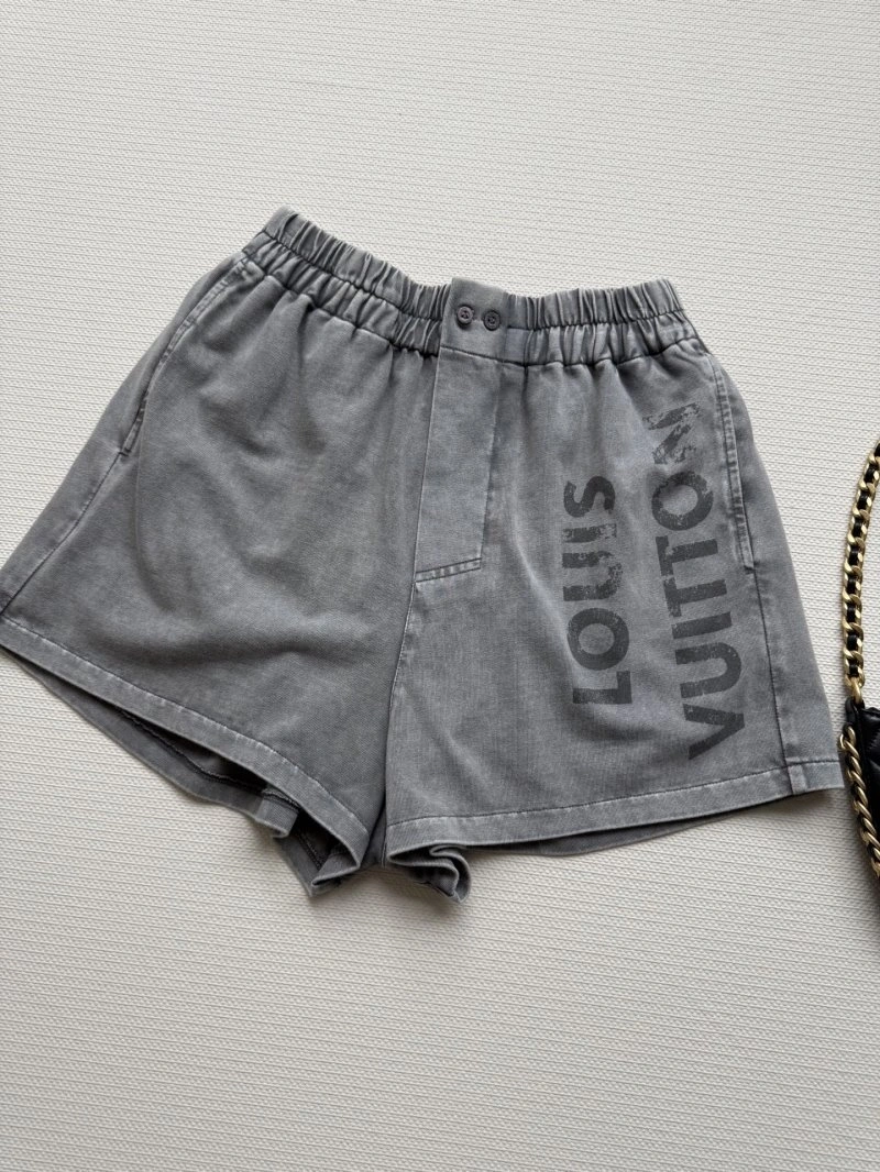 NewStyle Louis Vuitton Short Pants 131698
