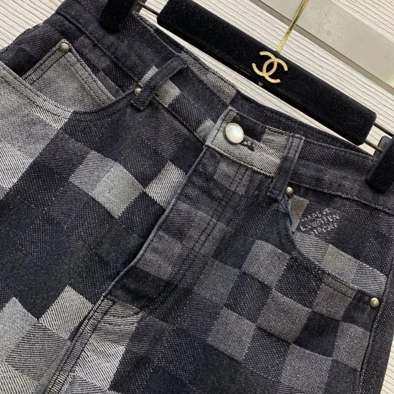 Louis Vuitton Short Pants Durable 130662