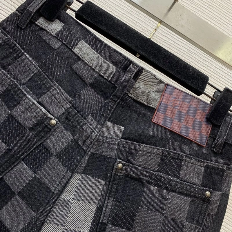 Louis Vuitton Short Pants Durable 130662