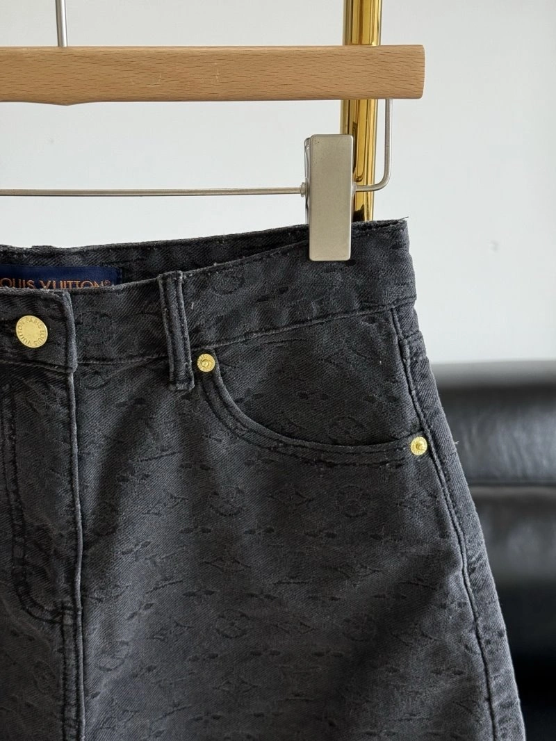 HighPerformance Louis Vuitton Short Pants 130670
