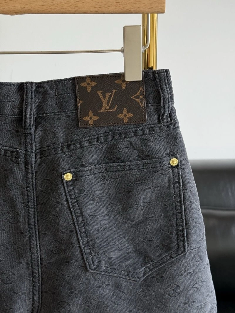 HighPerformance Louis Vuitton Short Pants 130670