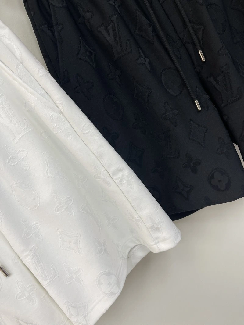 Louis Vuitton Short Pants Modern 130659