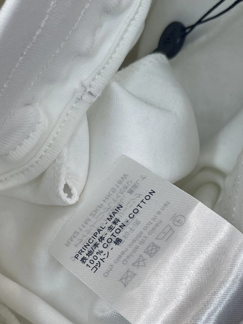 Louis Vuitton Short Pants Modern 130659
