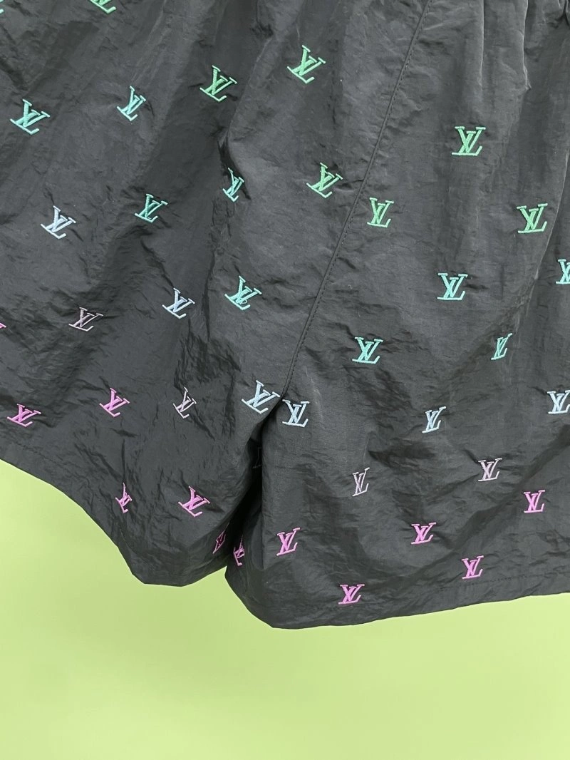 ComfortFit Louis Vuitton Short Pants 130637