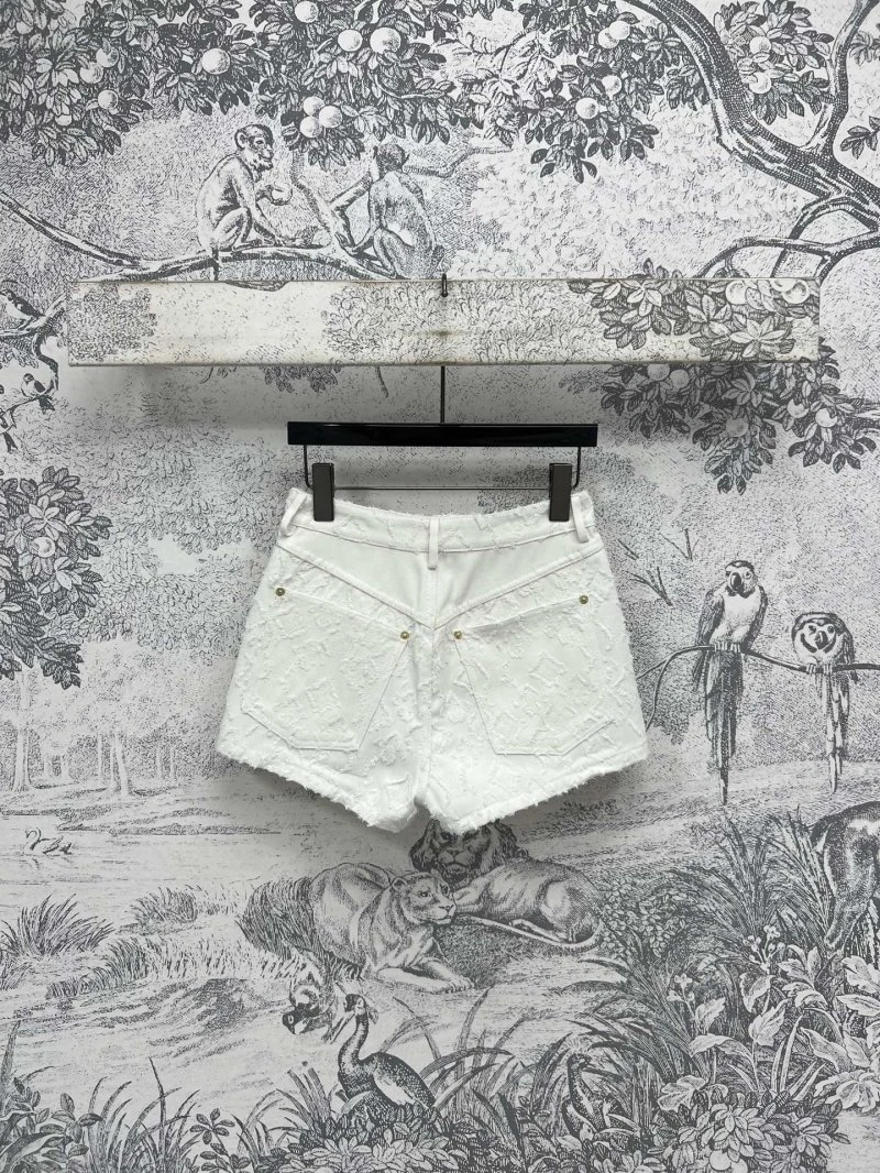 Cozy Louis Vuitton Short Pants 130653