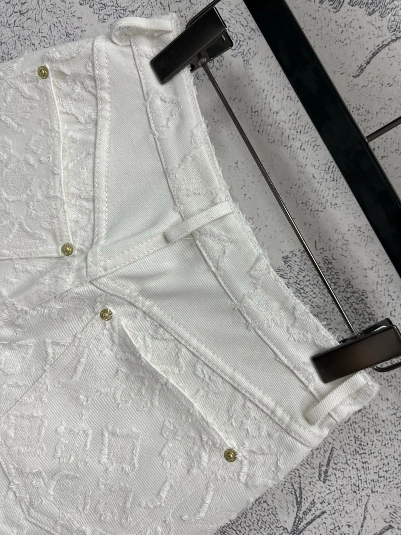 Cozy Louis Vuitton Short Pants 130653