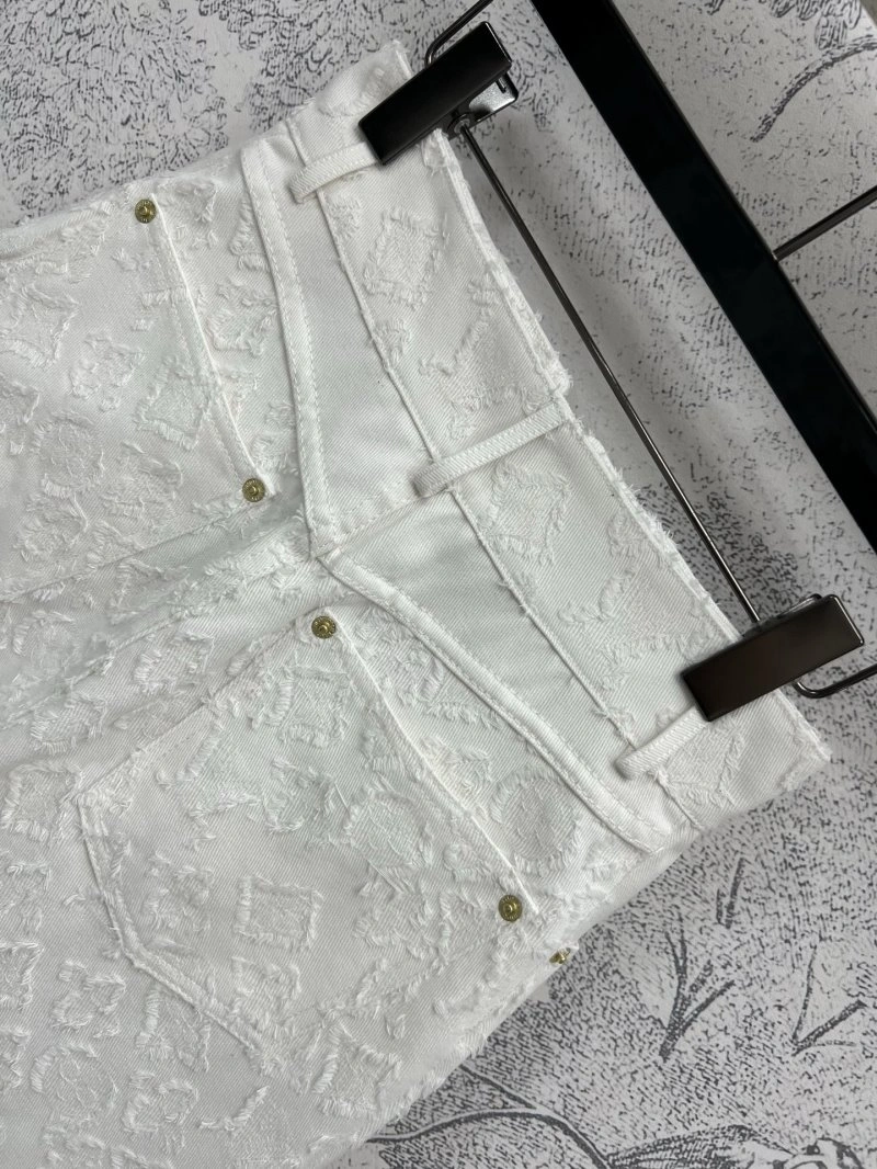 Louis Vuitton Short Pants Resilient 130633