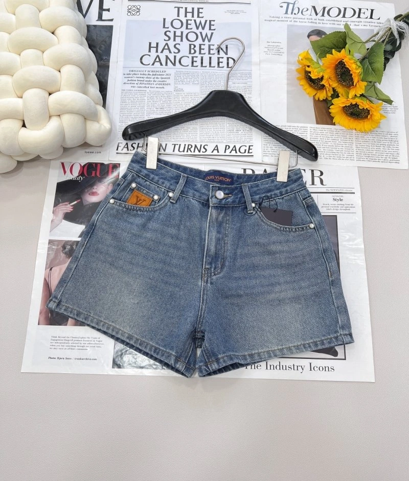 Louis Vuitton Short Pants Neat 130652