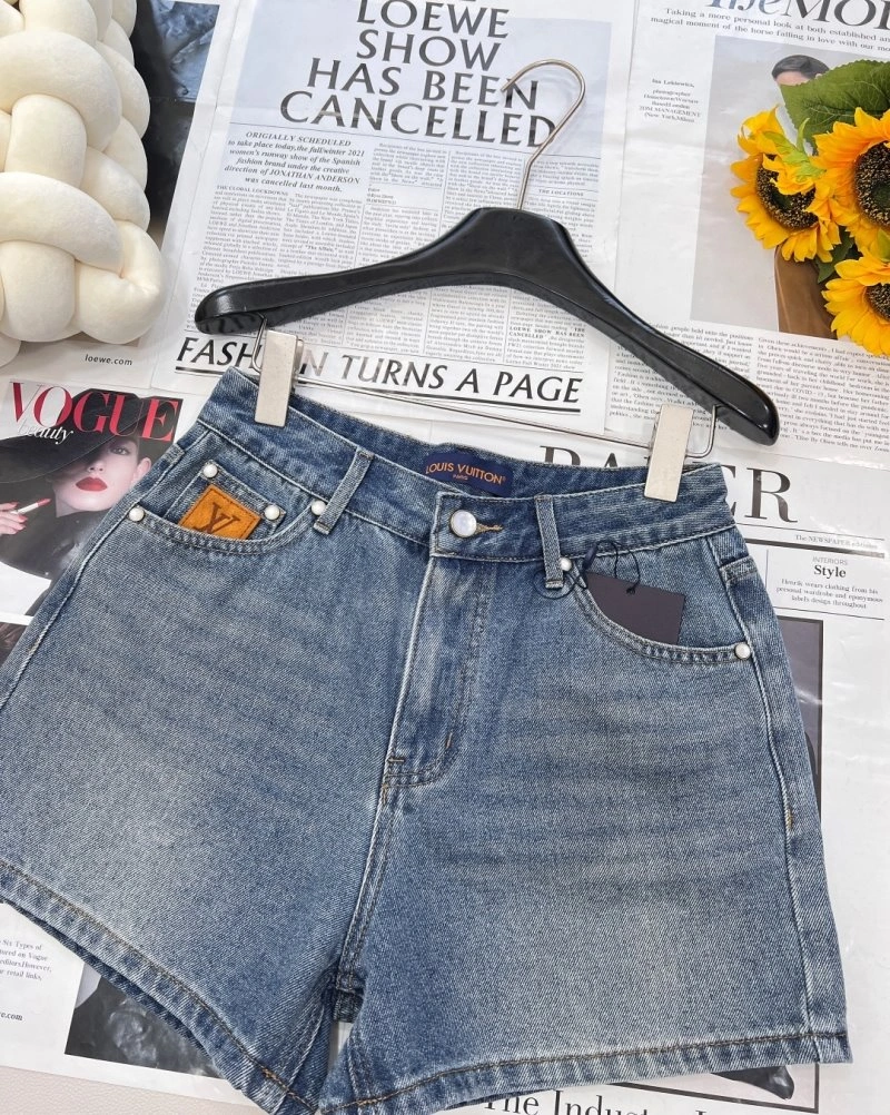 Louis Vuitton Short Pants Neat 130652