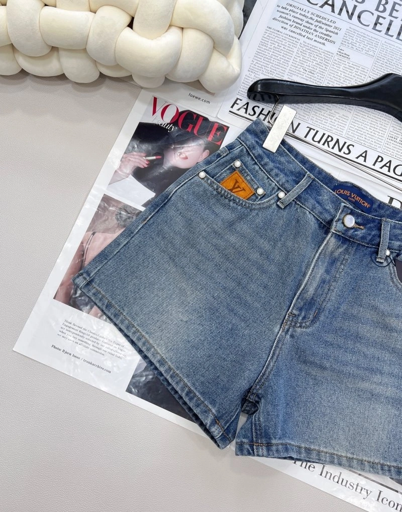 Louis Vuitton Short Pants Neat 130652