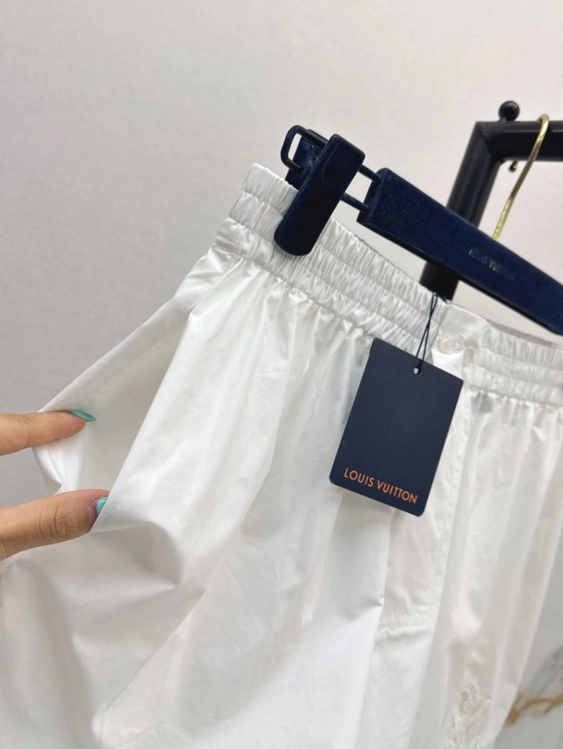 Louis Vuitton Short Pants Comfortable 130650