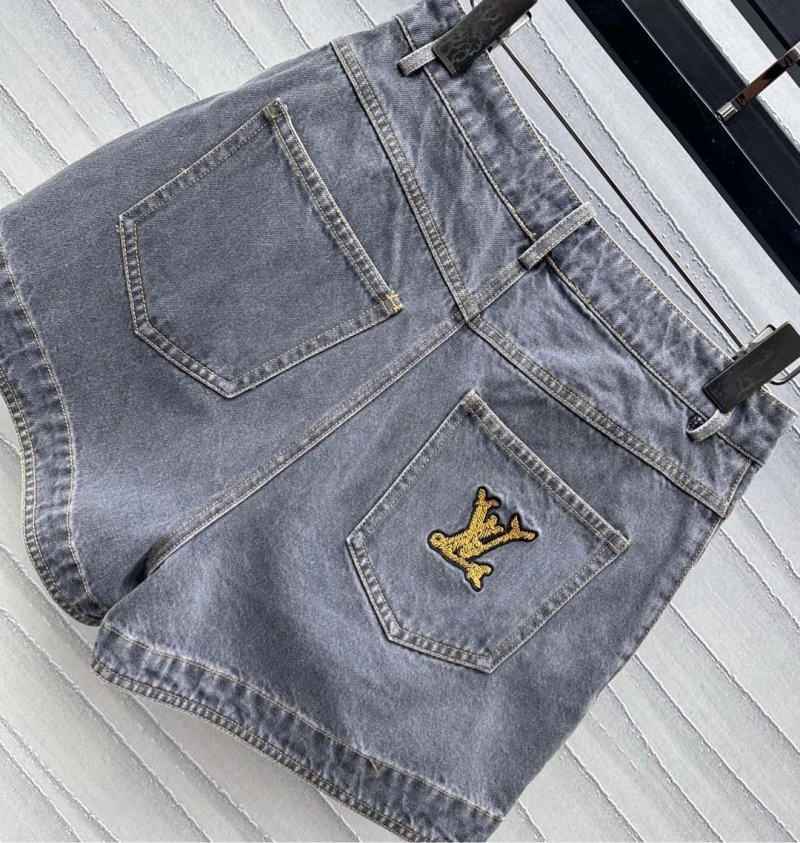 AllSeason Louis Vuitton Short Pants 130634