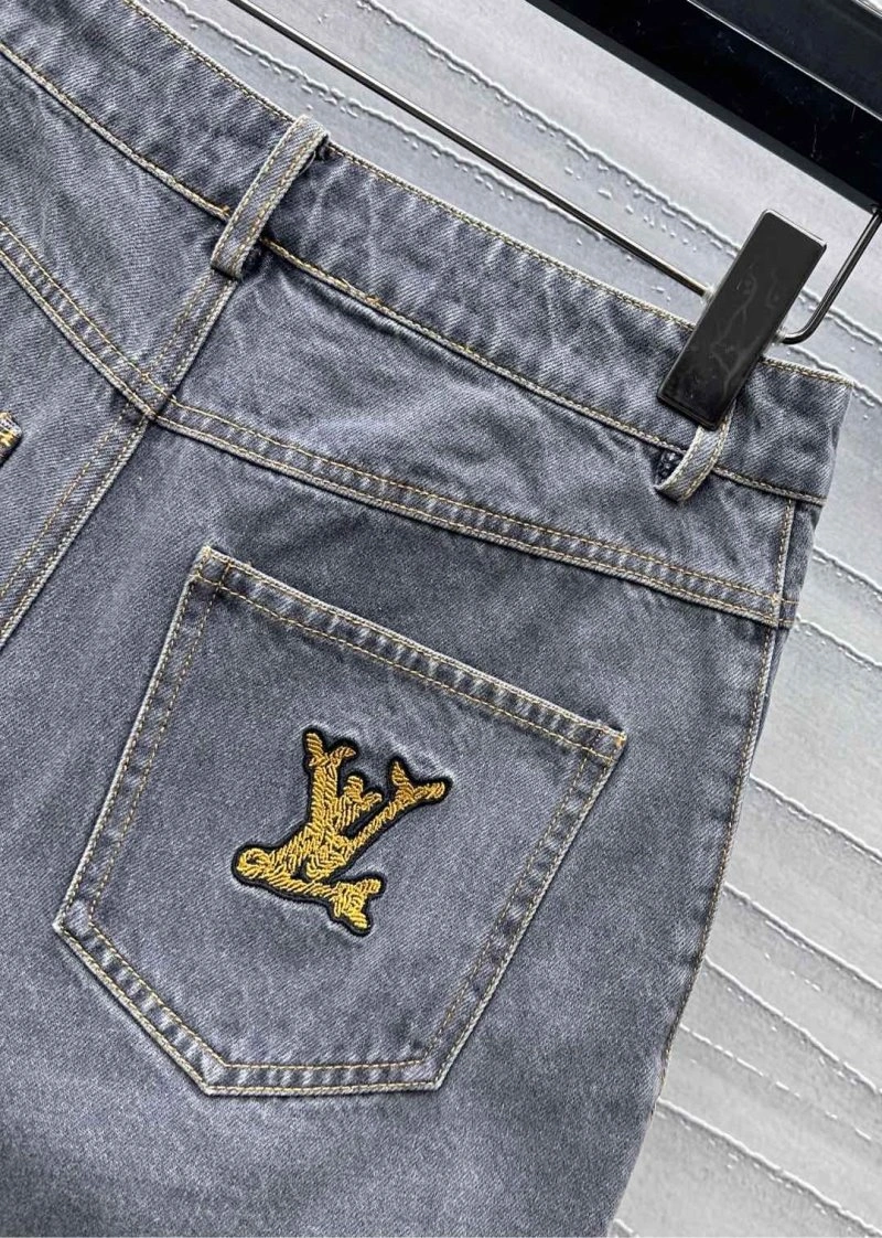 AllSeason Louis Vuitton Short Pants 130634