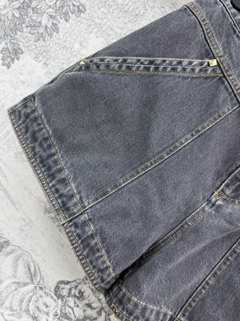 Louis Vuitton Short Pants UrbanStyle 130641